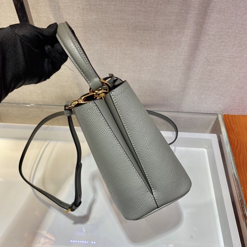 Pra*a top handle bags